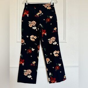 Zara Floral lighweight straight leg pants XS
